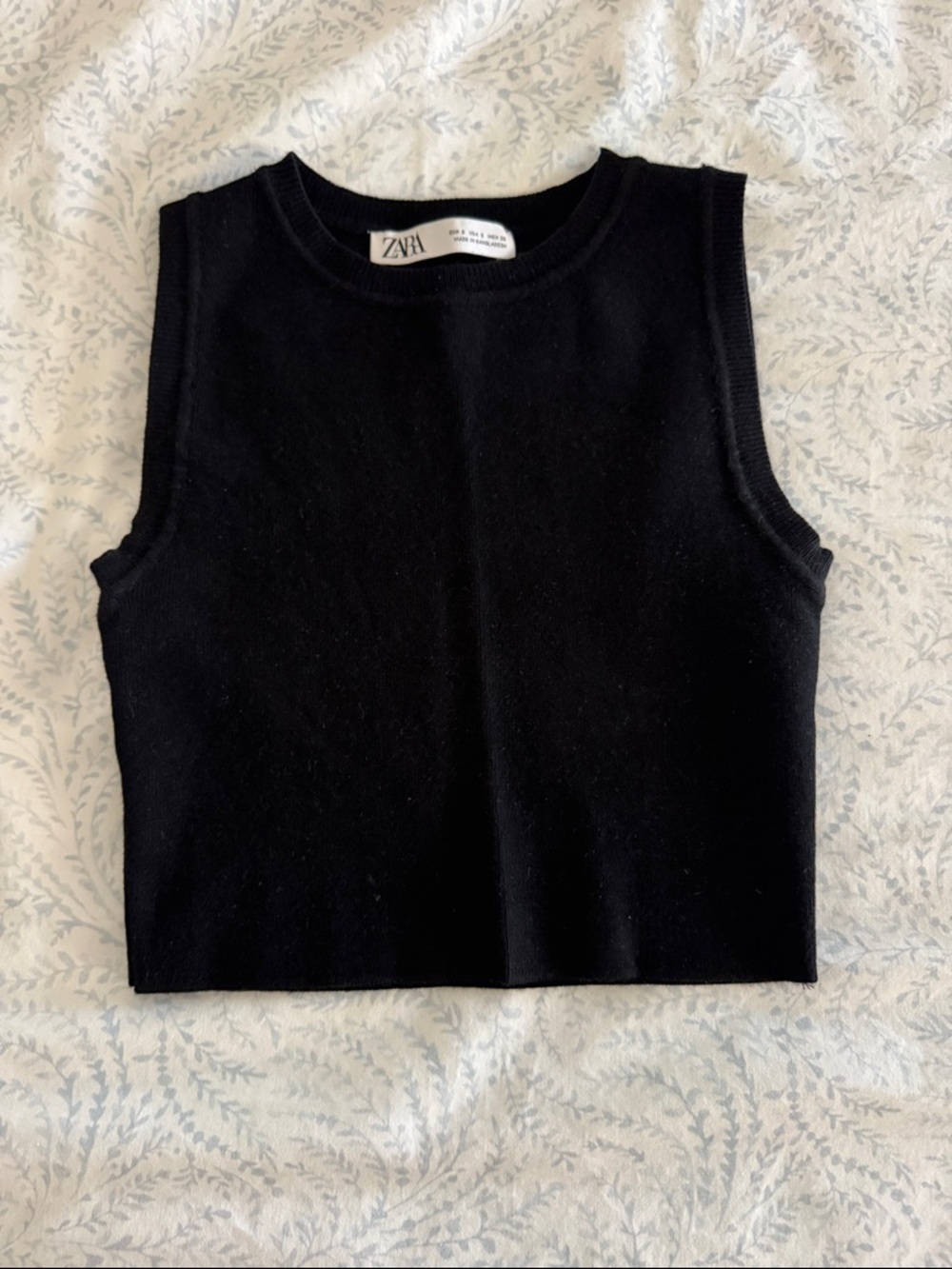 Zara Black Sleeveless Knit Crop Top
